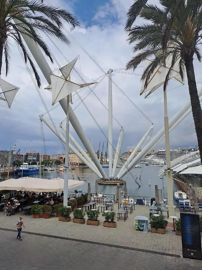 Casa Vacanza Ginevra Genova 0*,  Italia